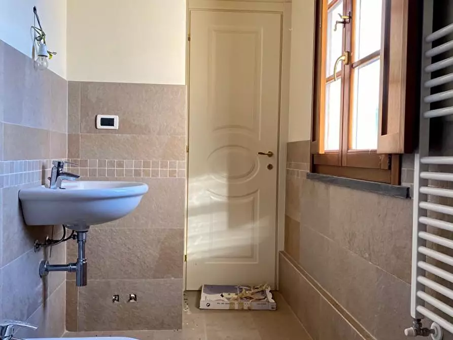 Immagine 8 di Mansarda in vendita  a San Giuliano Terme