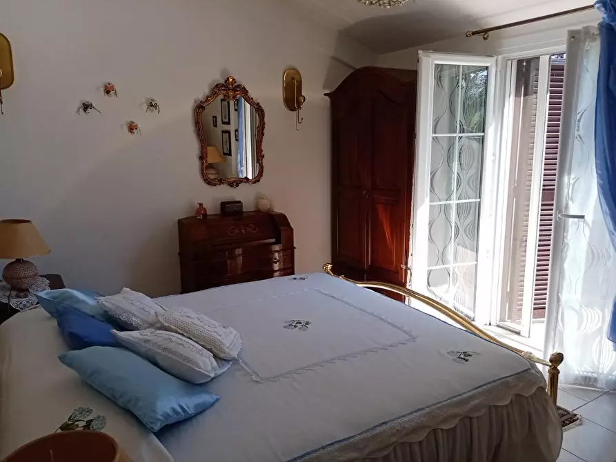 Immagine 13 di Casa indipendente in vendita  a Licciana Nardi