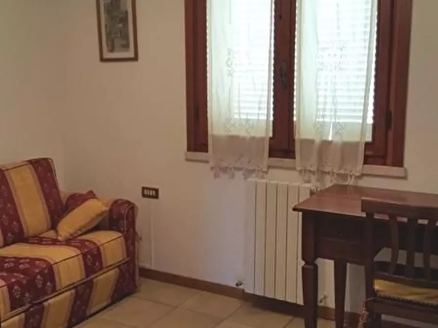 Immagine 12 di Casa bifamiliare in vendita  a Piombino