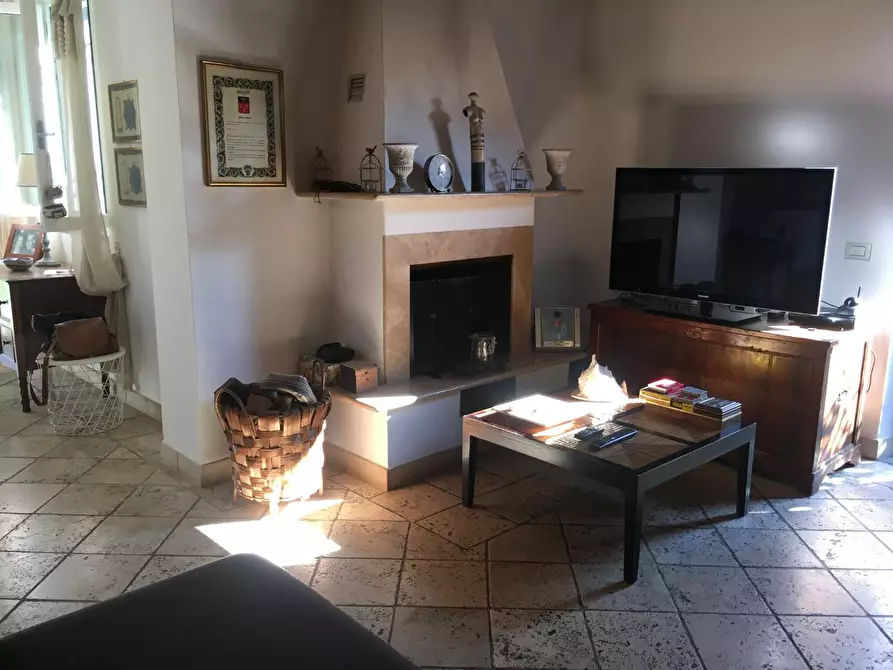 Immagine 6 di Casa bifamiliare in vendita  a Camaiore