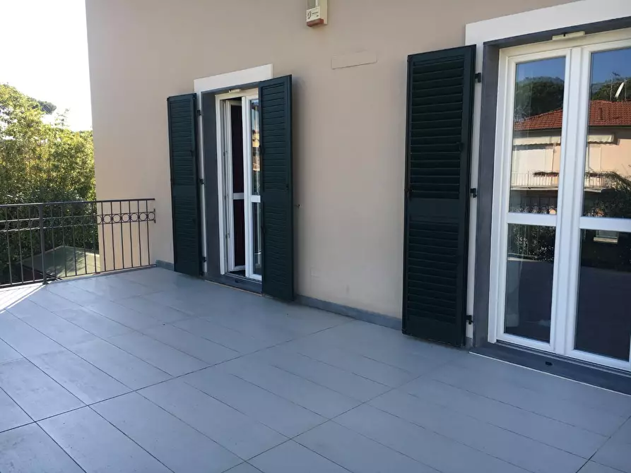 Immagine 4 di Casa bifamiliare in vendita  a Camaiore