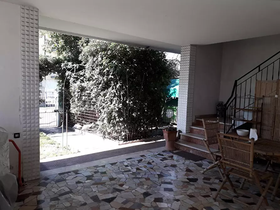 Immagine 8 di Villa in vendita  a Pisa