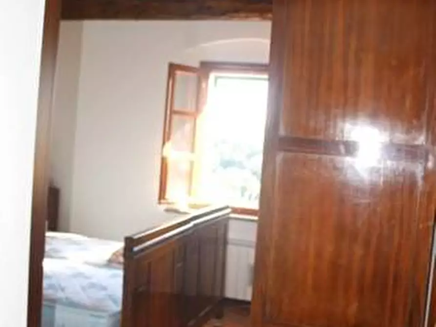 Immagine 9 di Casa colonica in vendita  a Guardistallo