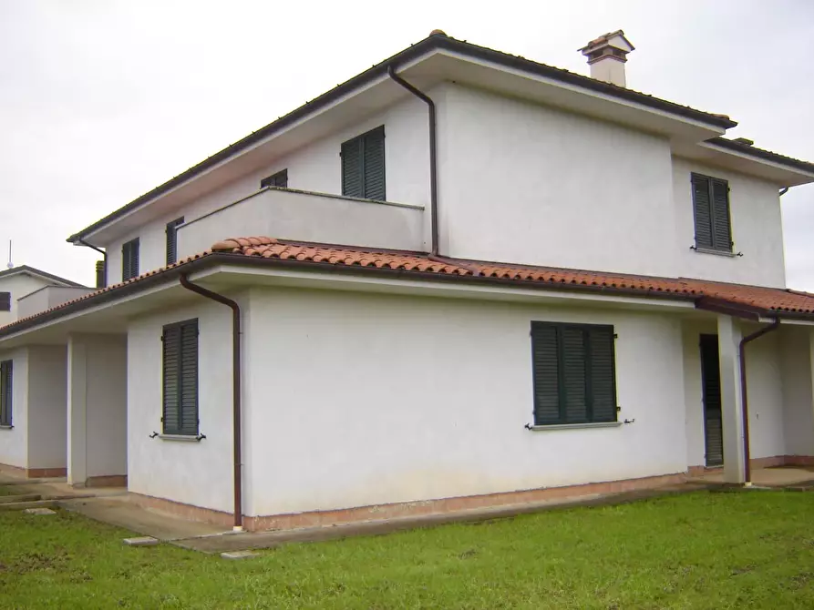 Immagine 6 di Casa bifamiliare in vendita  a Montecarlo