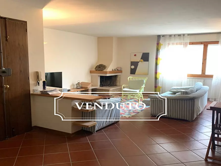 Immagine 1 di Appartamento in vendita  a Gambassi Terme