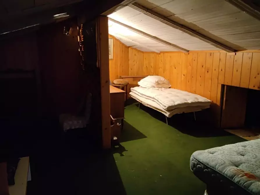 Immagine 16 di Villa in vendita  a Cascina