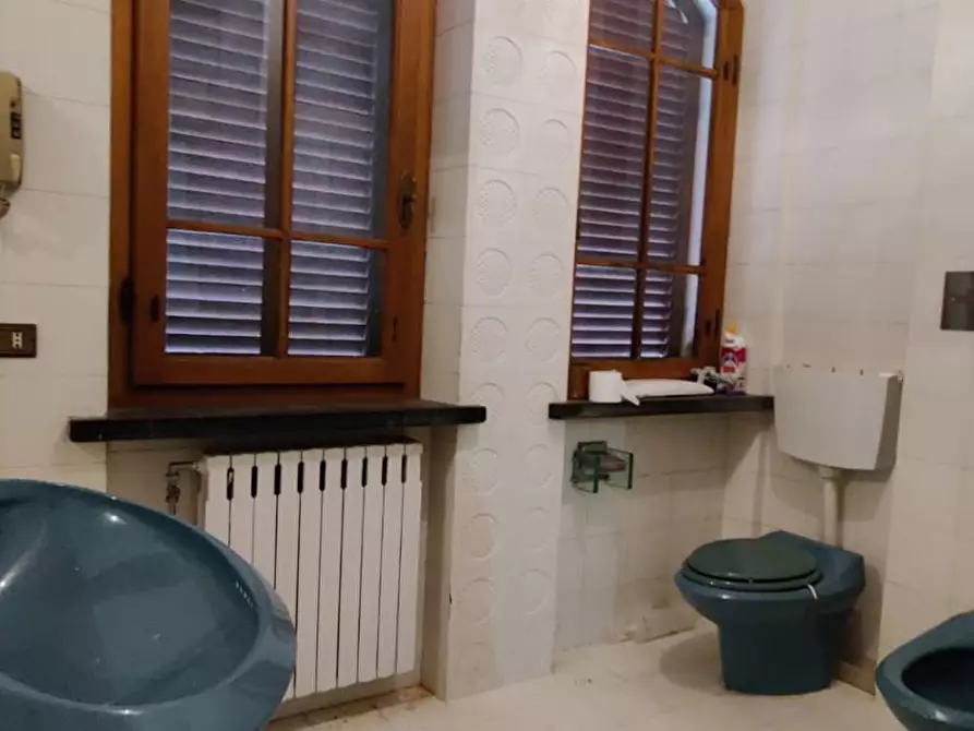 Immagine 35 di Villa in vendita  a Cascina