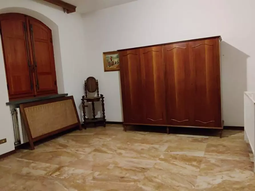 Immagine 33 di Villa in vendita  a Cascina