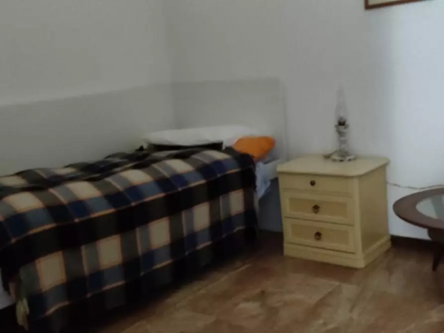 Immagine 11 di Villa in vendita  a Cascina