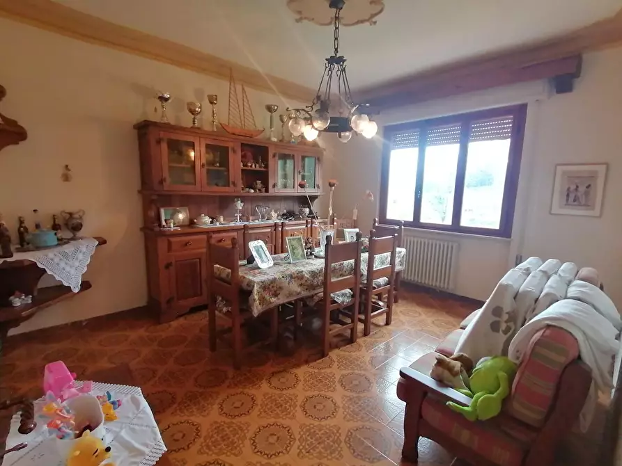 Immagine 16 di Villa in vendita  a Lucca