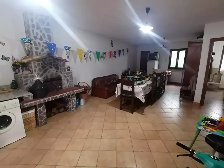 Immagine 19 di Villa in vendita  a Lucca