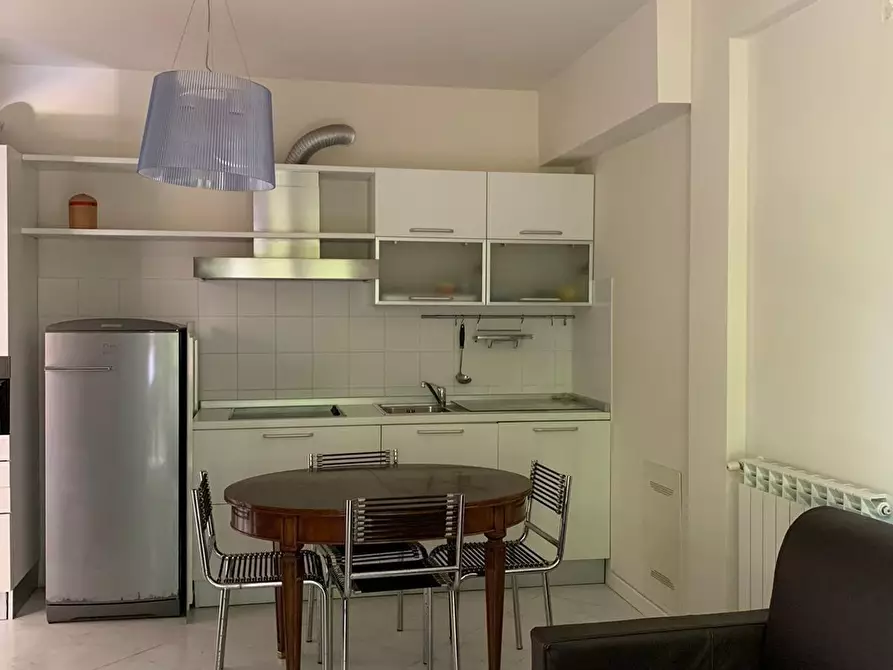 Immagine 3 di Appartamento in affitto  a Montignoso