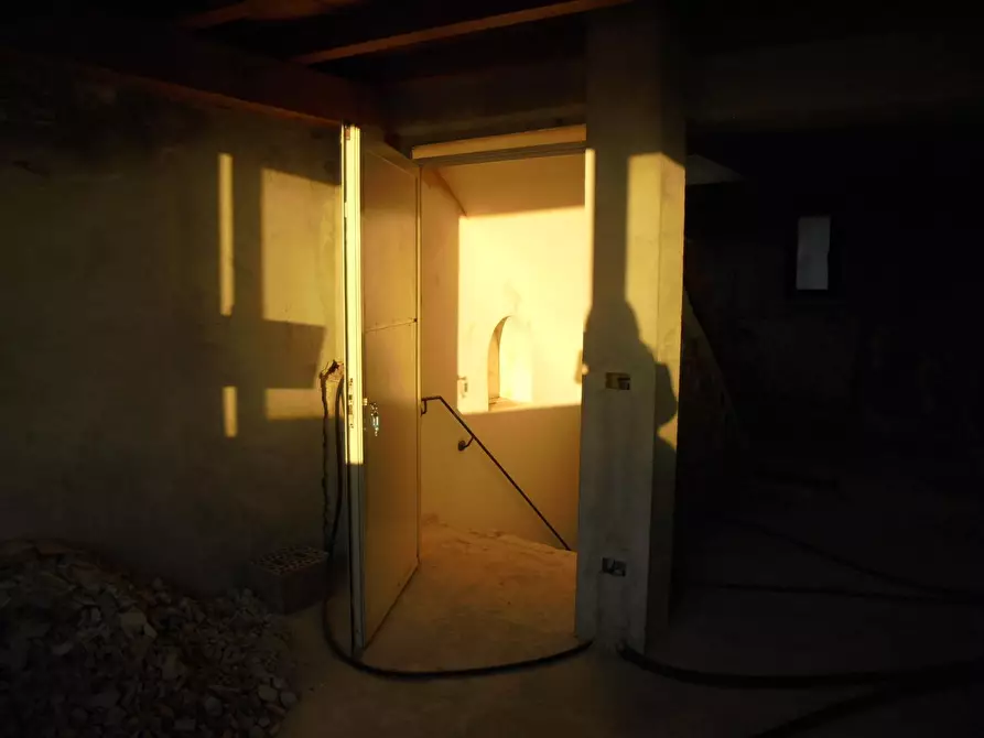 Immagine 22 di Appartamento in vendita  a Massa