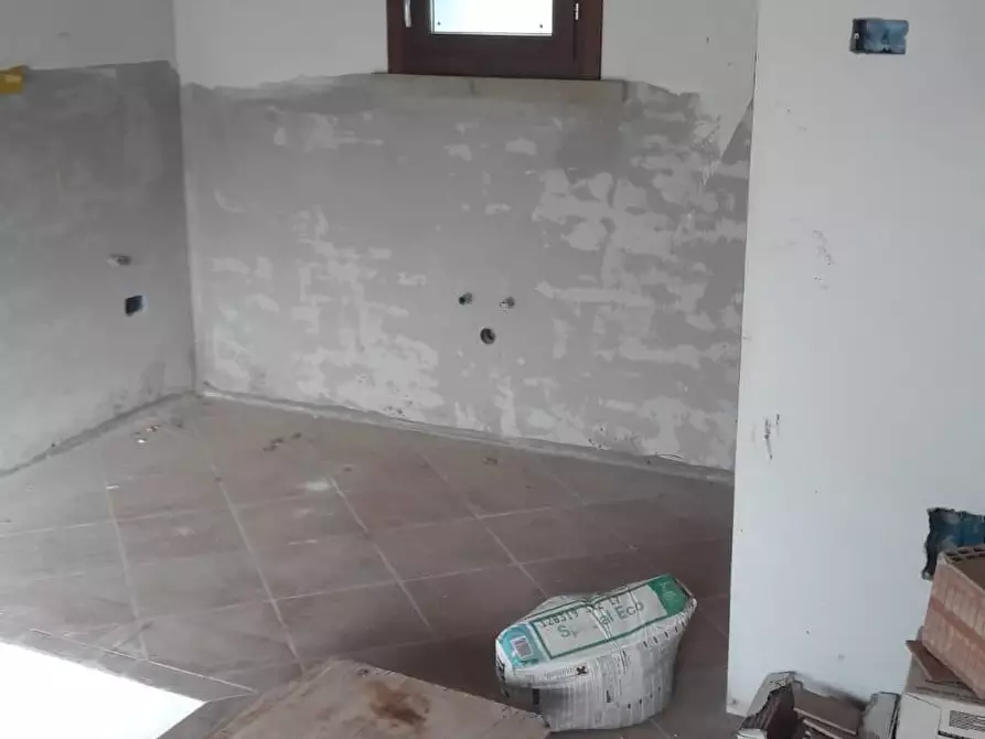 Immagine 5 di Appartamento in vendita  a Monteverdi Marittimo