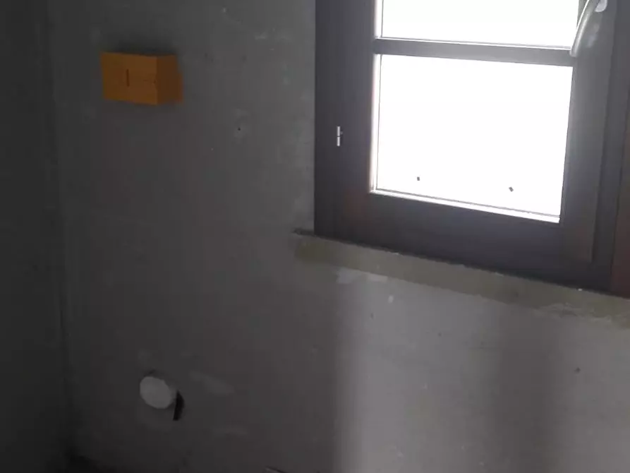 Immagine 11 di Appartamento in vendita  a Monteverdi Marittimo