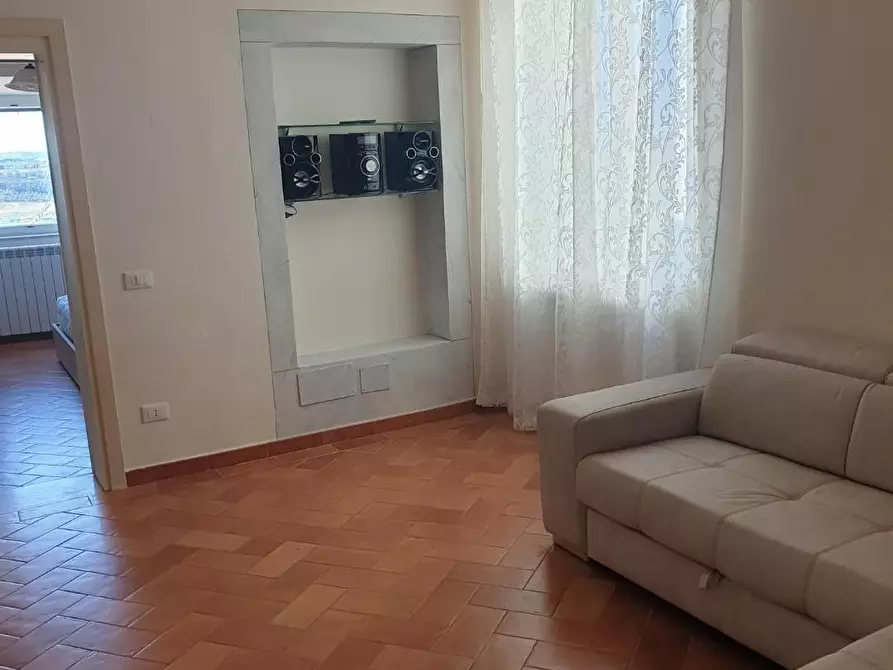 Immagine 9 di Appartamento in affitto  a Peccioli