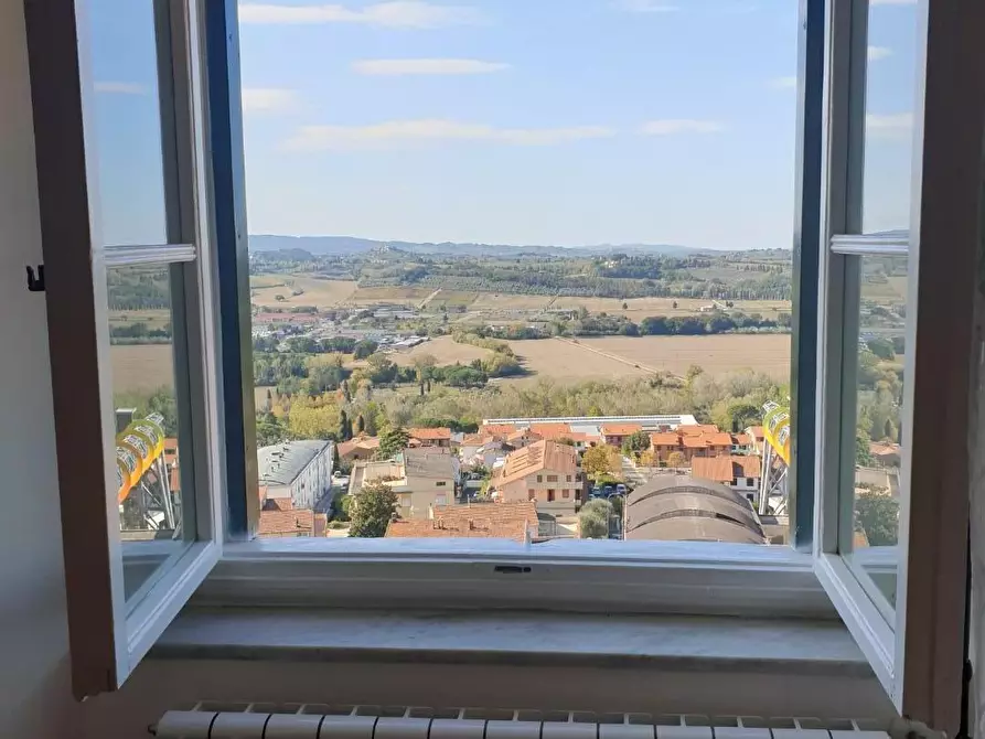 Immagine 2 di Appartamento in affitto  a Peccioli