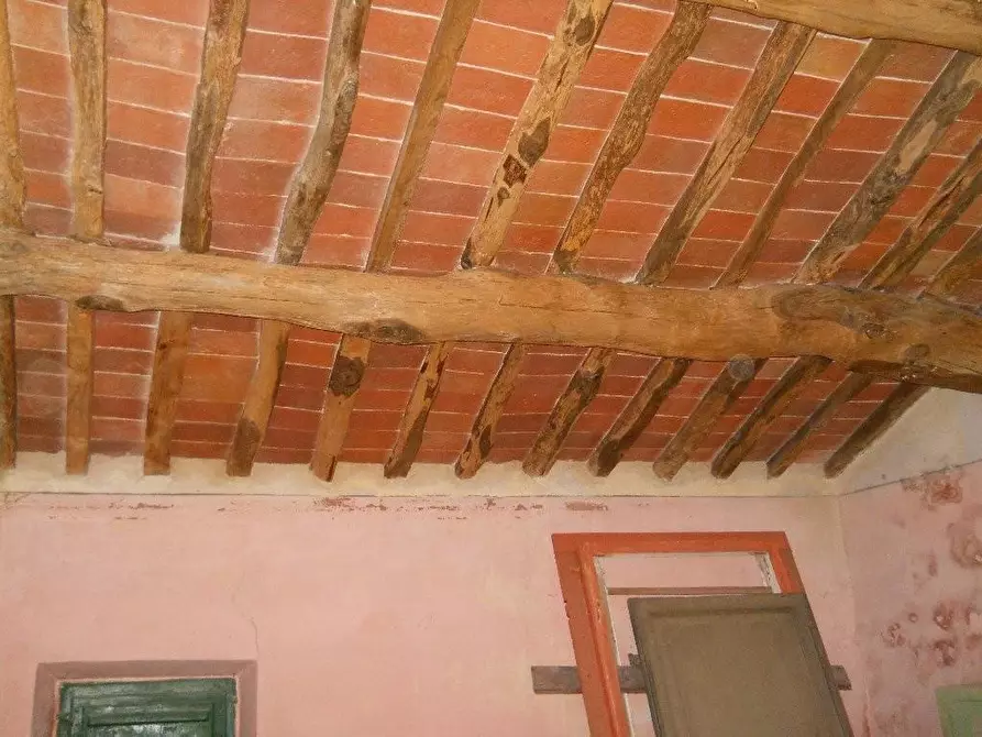 Immagine 10 di Rustico / casale in vendita  a Calci