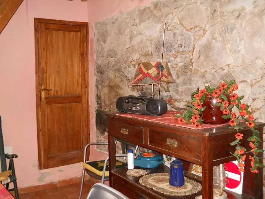 Immagine 13 di Rustico / casale in vendita  a Calci