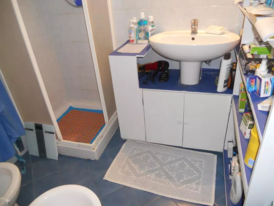 Immagine 10 di Villetta a schiera in vendita  a Viareggio