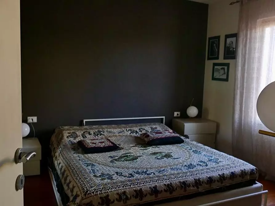 Immagine 4 di Villa in vendita  a Cascina