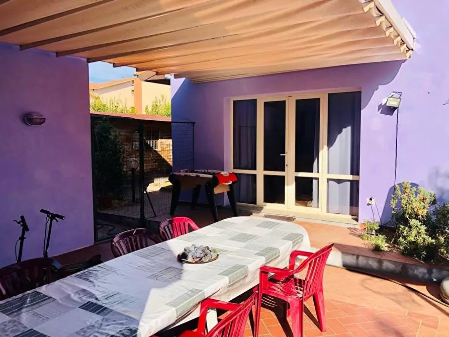 Immagine 15 di Villa in vendita  a Cascina