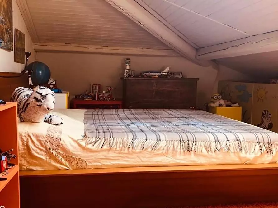 Immagine 36 di Villa in vendita  a Cascina