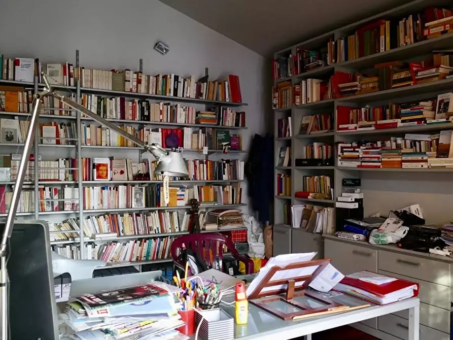 Immagine 20 di Villa in vendita  a Cascina