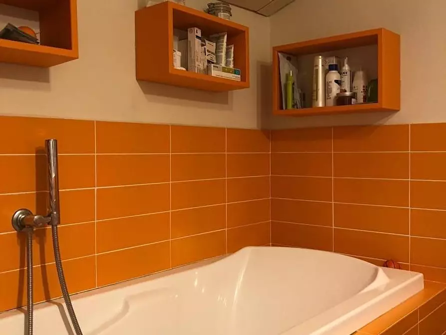 Immagine 35 di Villa in vendita  a Cascina