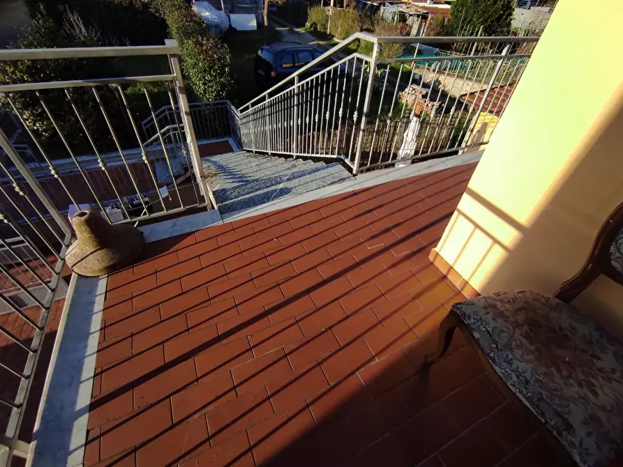 Immagine 4 di Casa bifamiliare in vendita  a Ortonovo