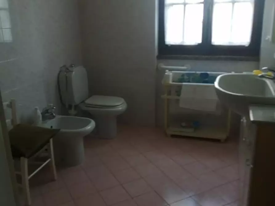 Immagine 9 di Casa semindipendente in vendita  a Carrara
