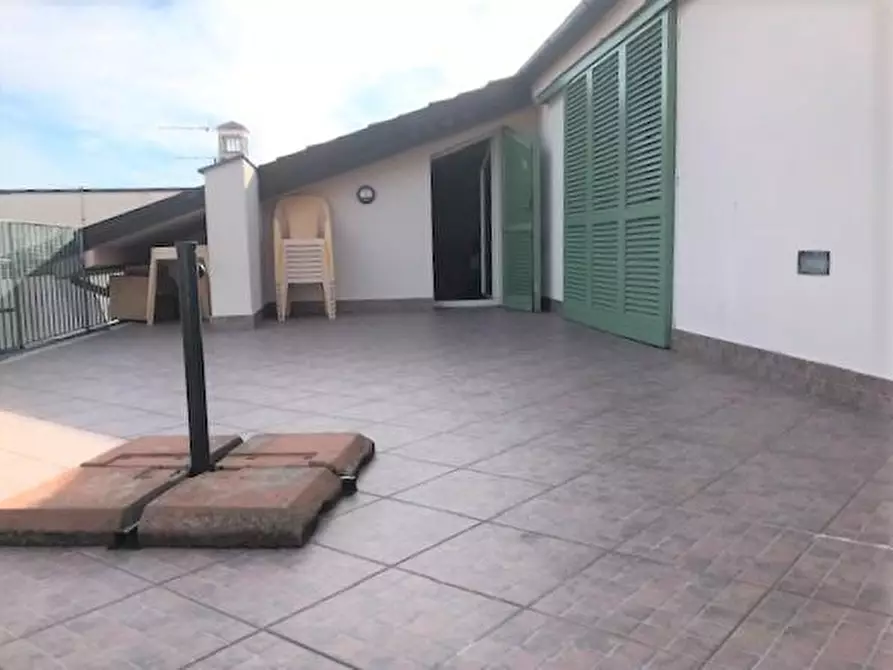 Immagine 9 di Mansarda in vendita  a Pisa