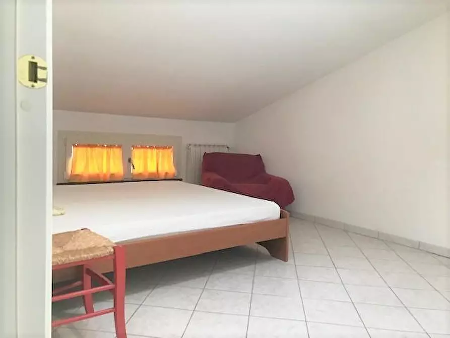 Immagine 4 di Mansarda in vendita  a Pisa