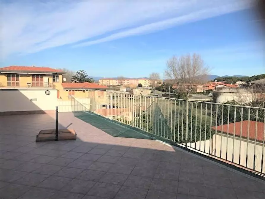 Immagine 7 di Mansarda in vendita  a Pisa