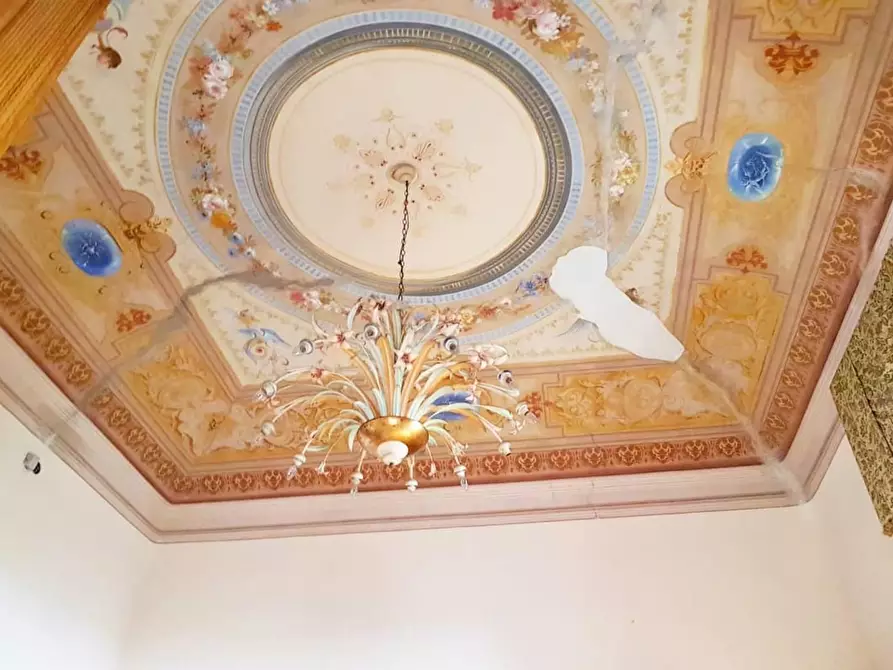 Immagine 11 di Villa in vendita  a Cerreto Guidi