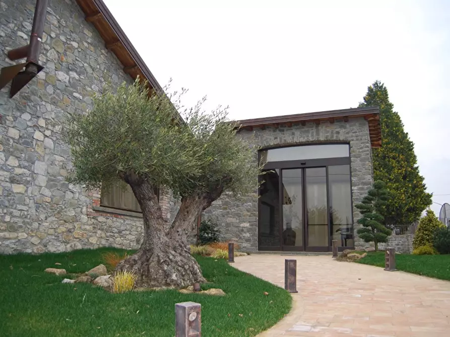 Immagine 39 di Albergo/B&B/Residence in vendita  a Villafranca In Lunigiana