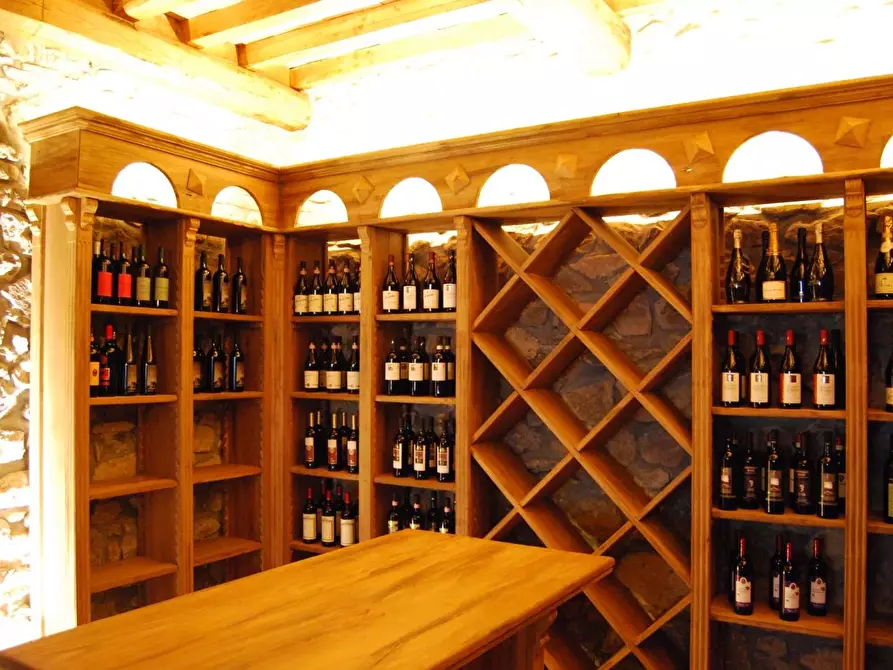 Immagine 37 di Albergo/B&B/Residence in vendita  a Villafranca In Lunigiana