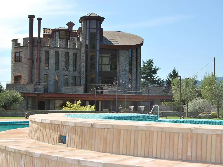 Immagine 21 di Albergo/B&B/Residence in vendita  a Villafranca In Lunigiana