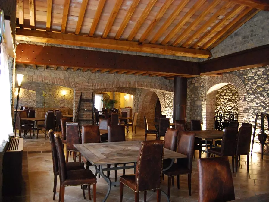 Immagine 35 di Albergo/B&B/Residence in vendita  a Villafranca In Lunigiana