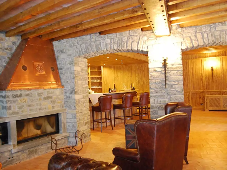 Immagine 26 di Albergo/B&B/Residence in vendita  a Villafranca In Lunigiana