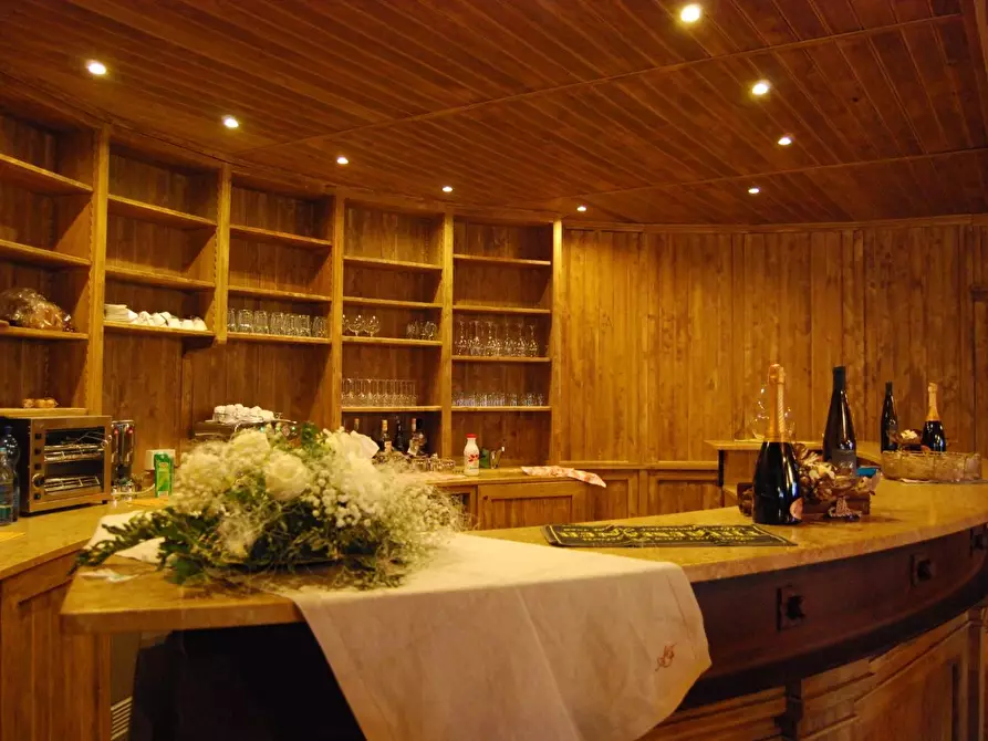 Immagine 29 di Albergo/B&B/Residence in vendita  a Villafranca In Lunigiana