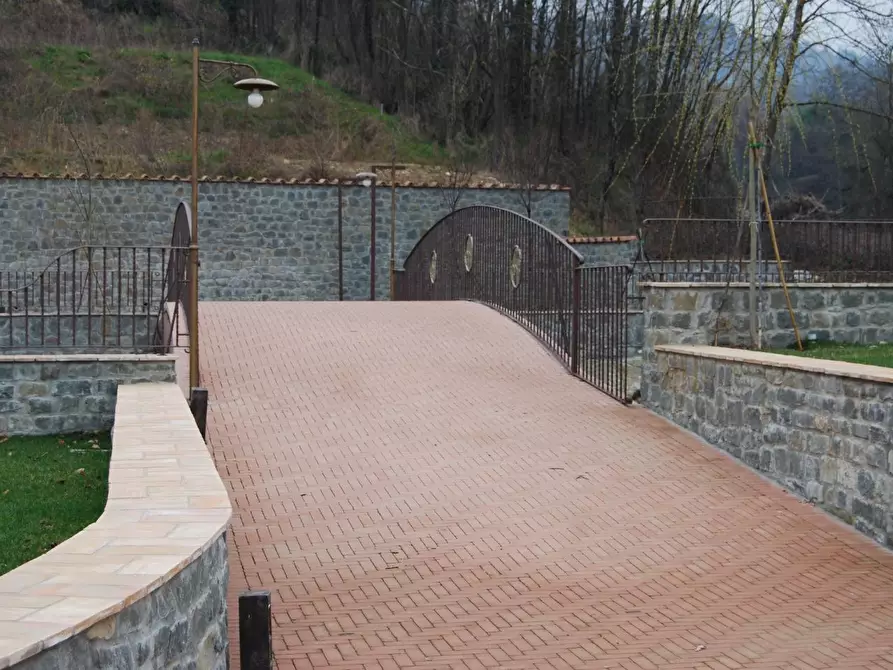 Immagine 53 di Albergo/B&B/Residence in vendita  a Villafranca In Lunigiana