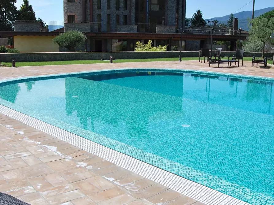 Immagine 23 di Albergo/B&B/Residence in vendita  a Villafranca In Lunigiana