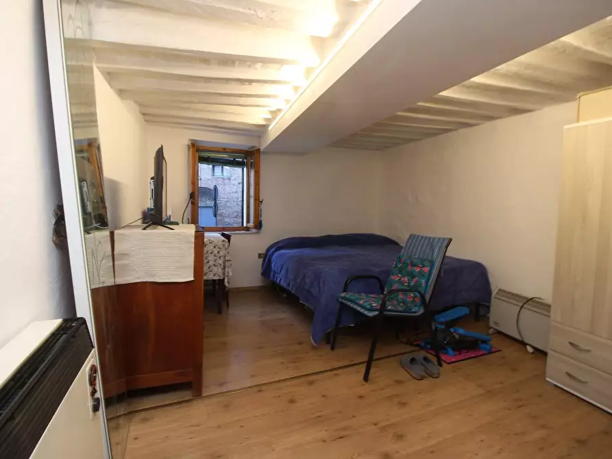 Immagine 7 di Appartamento in affitto  a Siena