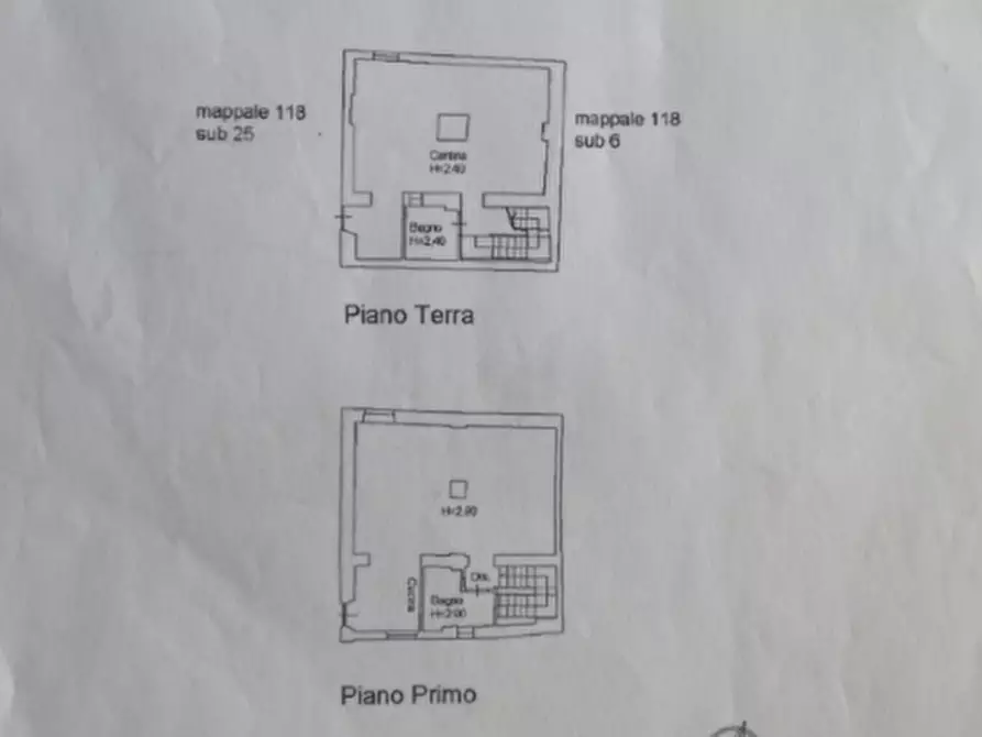 Immagine 15 di Appartamento in vendita  a Lucca