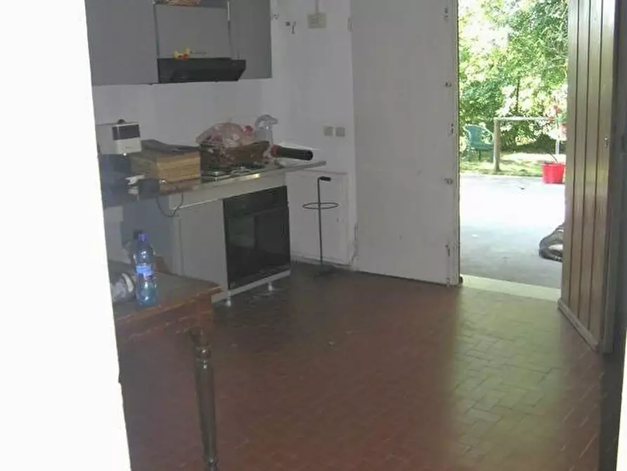 Immagine 21 di Villa in vendita  a Lucca