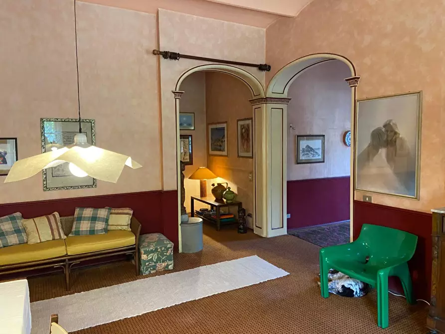 Immagine 24 di Villa in vendita  a Capannori