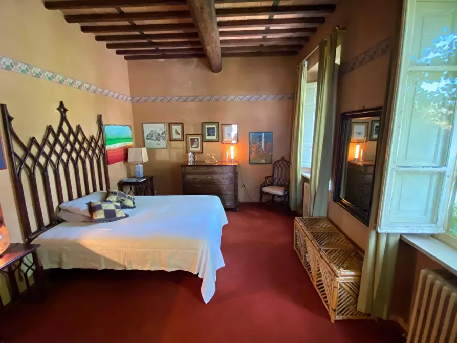 Immagine 44 di Villa in vendita  a Capannori