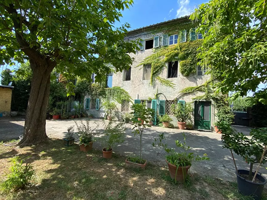 Immagine 64 di Villa in vendita  a Capannori