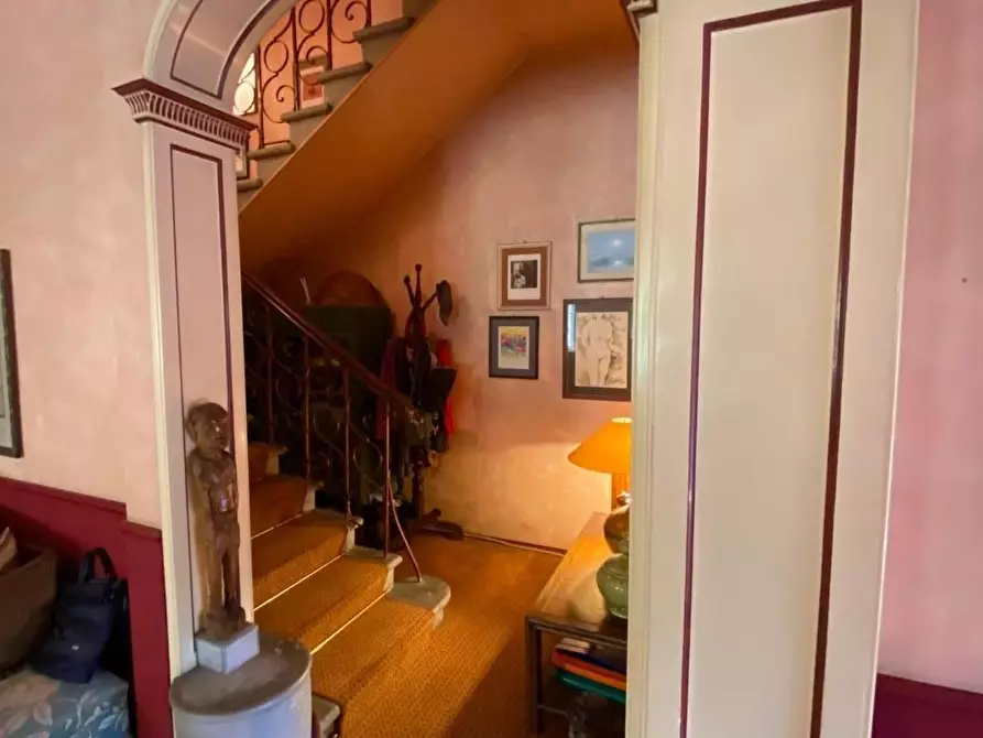 Immagine 27 di Villa in vendita  a Capannori